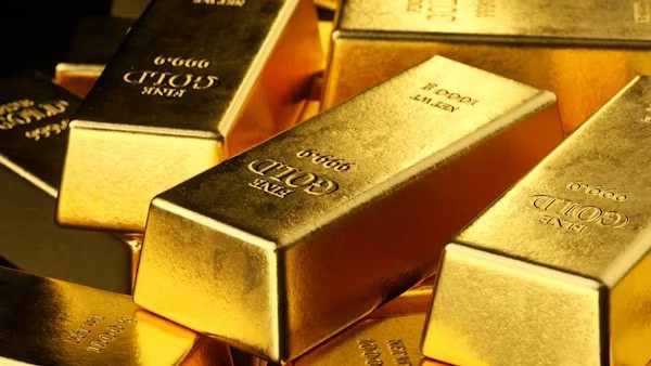 Kilo gold bars in secure vault storage